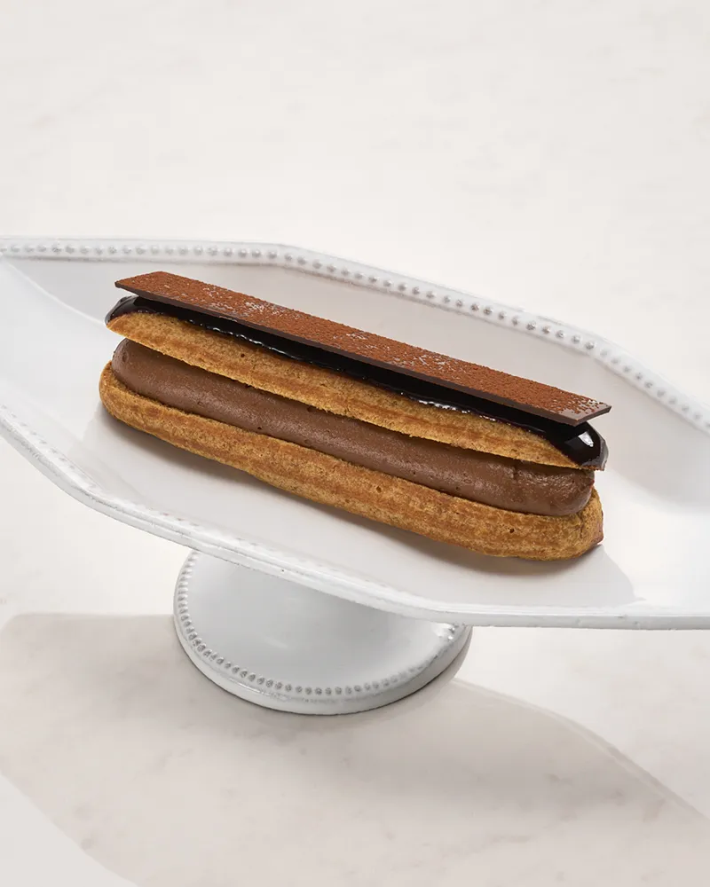 Éclair au chocolat /エクレールショコラ